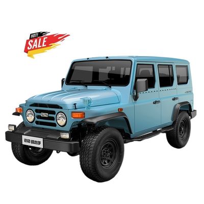 سعر جيد سيارات الدفع الرباعي ذات البنزين ذات الأداء العالي Baw 212 T01 4*4 مع سرعة 170km/h و شاشة لمسة الانترنت