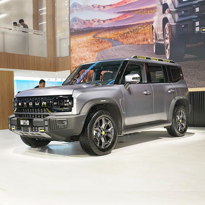 سعر جيد 2023 Jetour Traveler SUV 4WD 2.0T AWD مع محرك توربو علبة التروس التلقائية مقاعد جلدية متوافقة مع Euro VI ABS 4 أسطوانات الانترنت