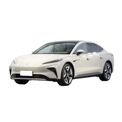 سعر جيد فايفان F7 4 أبواب 5 مقاعد سيدان مع 200 كم / ساعة السرعة القصوى والوقود الكهربائي النقي الانترنت