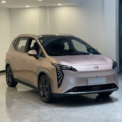 سعر جيد 2023 AION Y Plus 510KM Range SUV الكهربائية للسيارات البالغة وقت الشحن 42 دقيقة الانترنت