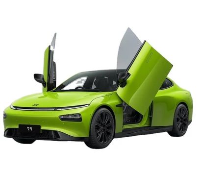 سعر جيد كفاءة 12.5 كيلوواط في الساعة / 100 كم 2024 XPeng P7 السيارات الكهربائية الكبيرة الفاخرة EV مع ماكس سرعة 170 كم / ساعة وتحويل آلي الانترنت
