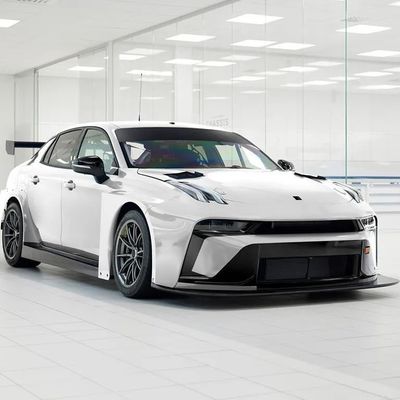 سعر جيد 2023 LYNK CO 03 0km 2.0T/L4/254 حصان 7 سرعات سيدان علبة التروس مزدوجة المفتاح المبلل المعايير البيئية يورو V 3 Gear DHT الانترنت