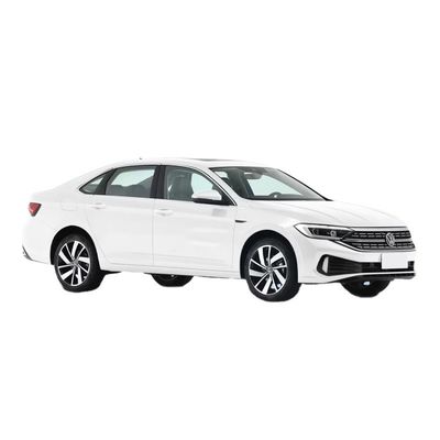 سعر جيد 2023 فولكسفاجن ساجيتار 1.2T 116HP السرعة العالية اليدوية البنزين سيارة 200TSI اليدوية نسخة الطيران فوق LED مجهزة مع ESC الانترنت