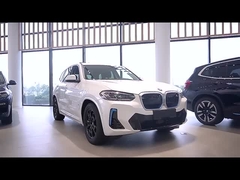 سيارة BMW iX3